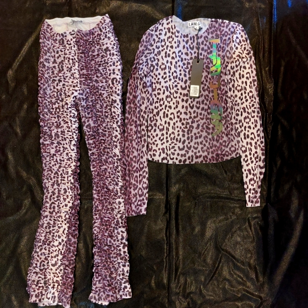 I Am GiA two piece set
